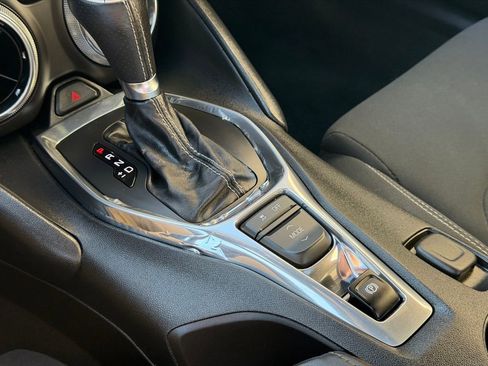 Used 2018 Chevrolet Camaro SS image 13