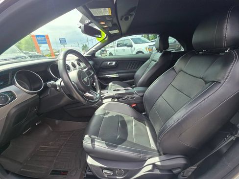 Used 2019 Ford Mustang Premium RWD image 16