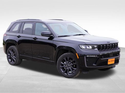 Certified 2026 Jeep Grand Cherokee Limited AWD/4WD image 1