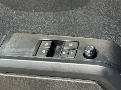 Used 2022 Toyota Tacoma SR RWD image 26