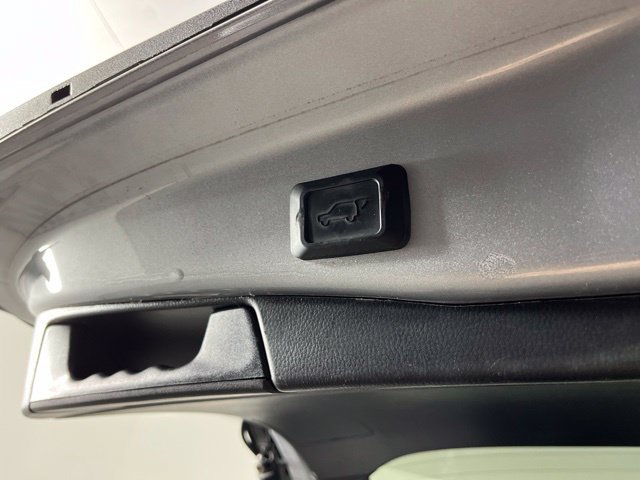 Used 2023 Toyota RAV4 XLE Premium FWD image 49