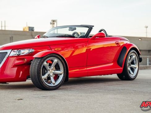 Used 2000 Plymouth Prowler image 44