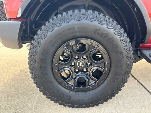 Used 2023 Ford Bronco Wildtrak AWD/4WD image 10