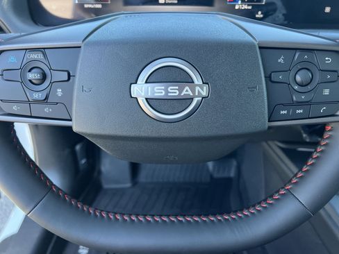 New 2026 Nissan Sentra SR image 9