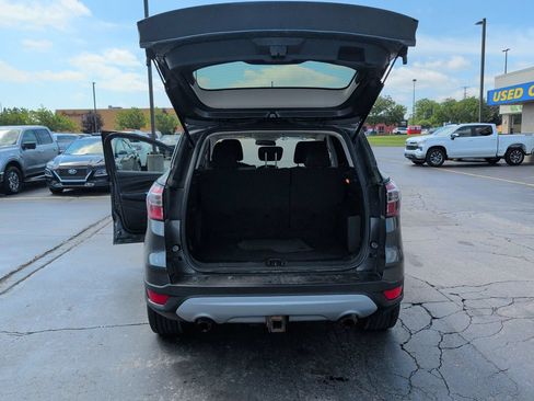Used 2017 Ford Escape SE AWD/4WD image 21