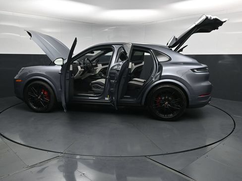 New 2026 Porsche Cayenne S AWD/4WD image 33