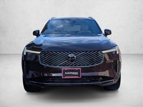 Certified 2025 Volvo XC90 B5 Core w/ Protection Package Premier image 2