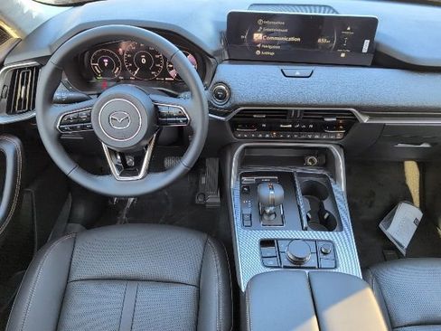 Used 2026 MAZDA CX-90 Plug-In Hybrid w/ Preferred AWD/4WD image 4