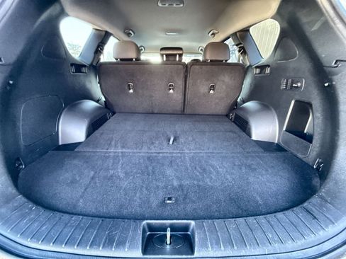 Used 2023 Hyundai Santa Fe SEL image 25