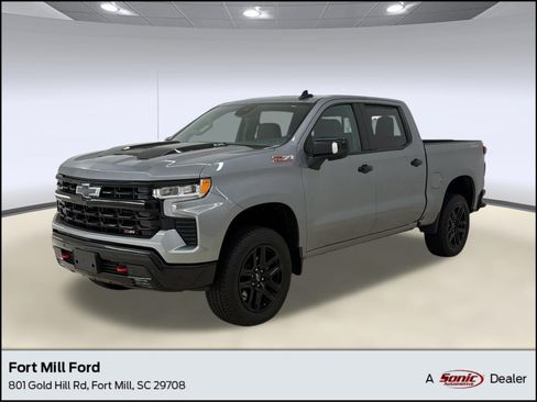 Used 2025 Chevrolet Silverado 1500 LT Trail Boss w/ LT Trail Boss Premium Package AWD/4WD image 1
