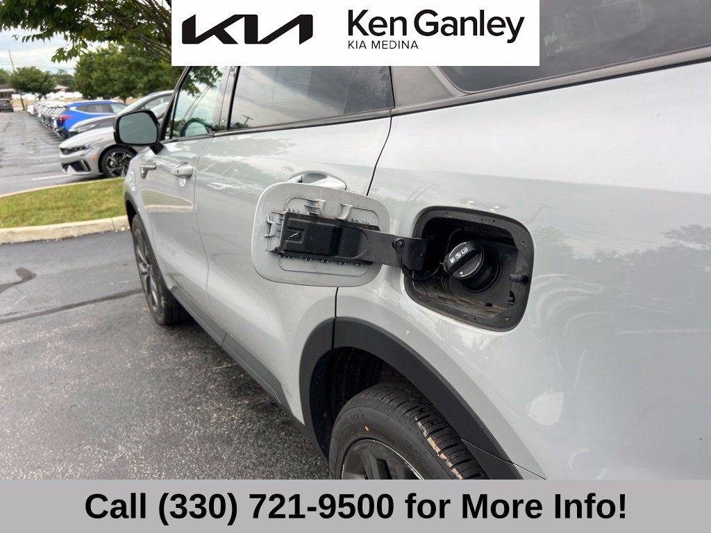 Certified 2023 Kia Sorento SX Prestige AWD/4WD image 49