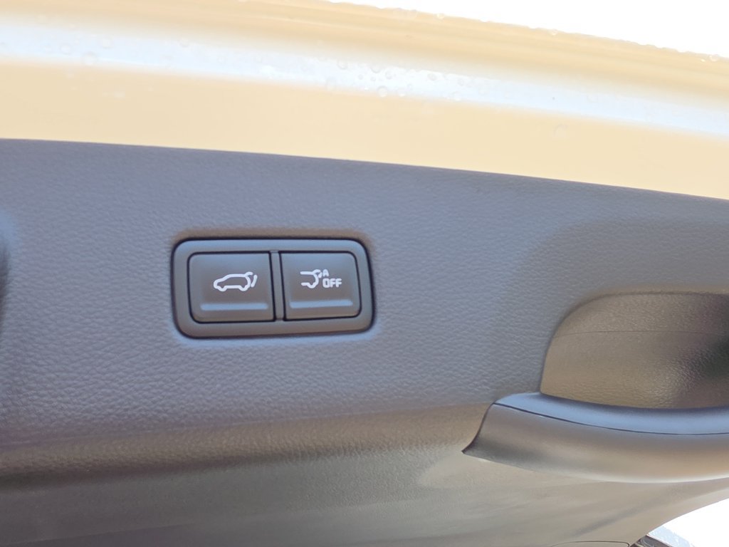 New 2026 Kia Carnival SX w/ SX Dark Edition Package FWD image 11