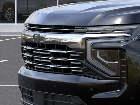 New 2026 Chevrolet Suburban Premier AWD/4WD image 13