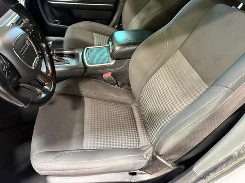 Used 2022 Dodge Charger SXT w/ Cold Weather Package image 21