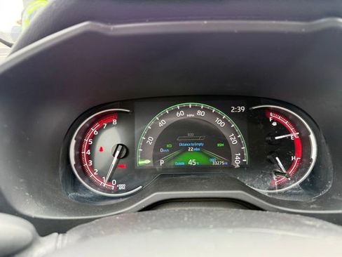 Used 2025 Toyota RAV4 XLE image 13