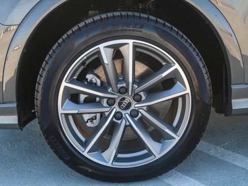 New 2025 Audi Q3 2.0T Premium image 15