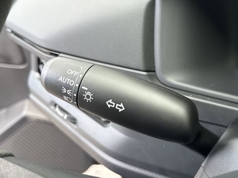 Certified 2023 Honda Accord EX image 33