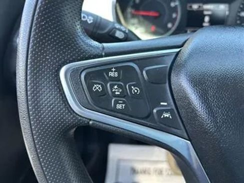 Used 2019 Chevrolet Malibu LT w/ Driver Confidence Package II image 18