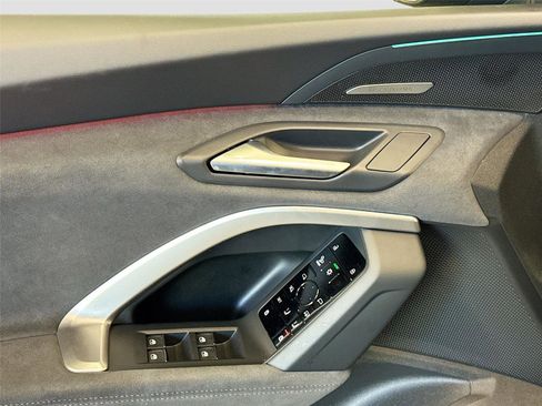 New 2026 Audi SQ5 Premium Plus AWD/4WD image 18