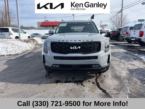 Certified 2022 Kia Telluride SX w/ SX Prestige Package image 4