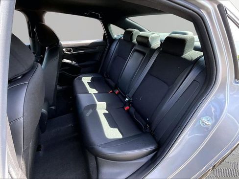 Used 2025 Honda Civic Sport image 16