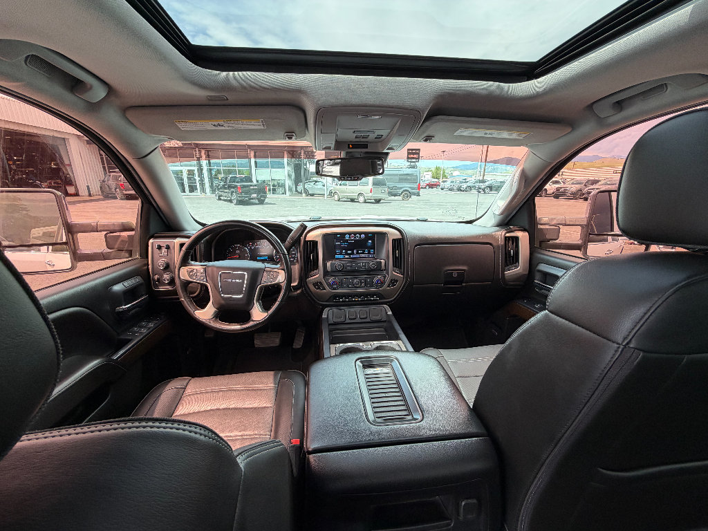 Used 2018 GMC Sierra 1500 Denali w/ Denali Ultimate Package AWD/4WD image 5