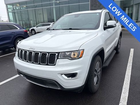 Used 2021 Jeep Grand Cherokee Limited image 2