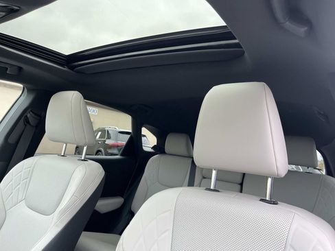 Used 2023 Lexus RX 350 Premium image 18