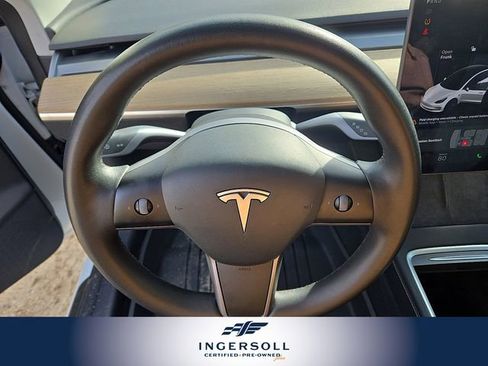 Used 2021 Tesla Model 3 Standard Range Plus image 24