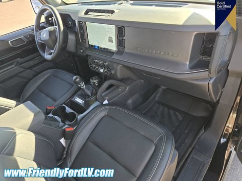 Certified 2025 Ford Bronco Badlands w/ Sasquatch Package AWD/4WD image 11