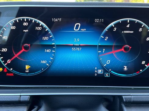 Used 2021 Mercedes-Benz GLE 350 4MATIC image 24