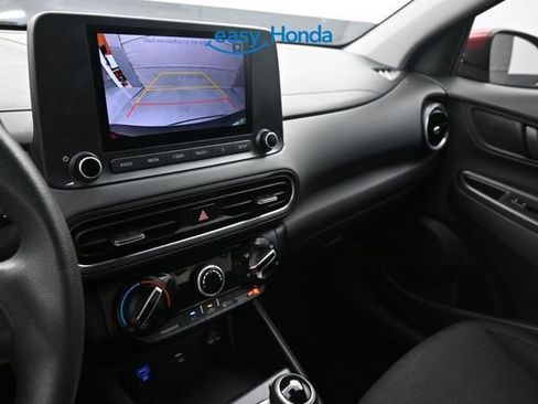 Used 2022 Hyundai Kona SEL FWD image 12