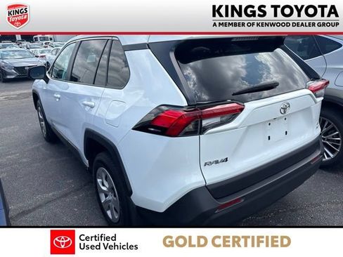 Used 2023 Toyota RAV4 LE AWD/4WD image 5