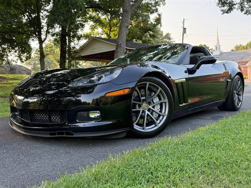 Used 2013 Chevrolet Corvette Grand Sport w/ 3LT Preferred Equipment Group RWD image 6