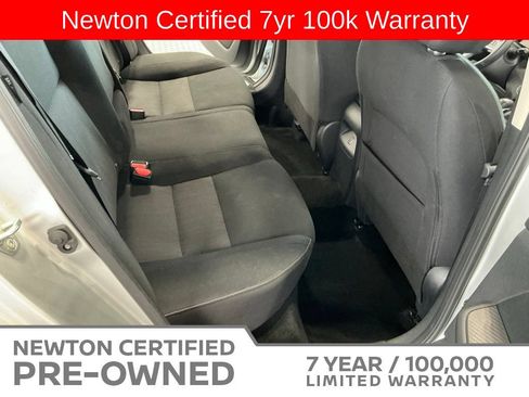 Used 2022 Nissan Sentra SV FWD image 15