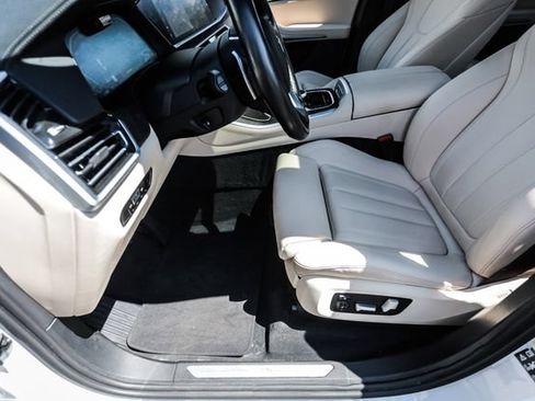 Used 2022 BMW X5 xDrive40i AWD/4WD image 45