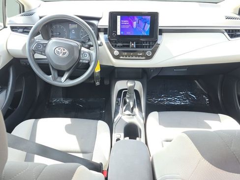 Used 2024 Toyota Corolla LE FWD image 11