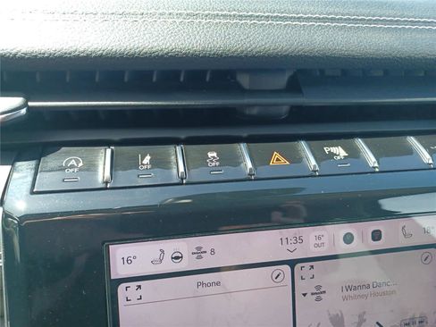 Used 2022 Jeep Grand Cherokee L Limited image 10