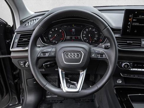 Used 2024 Audi Q5 2.0T Premium w/ Convenience Package AWD/4WD image 13
