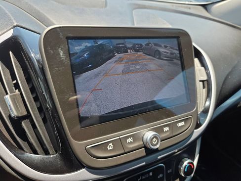 Used 2017 Chevrolet Volt LT FWD image 32