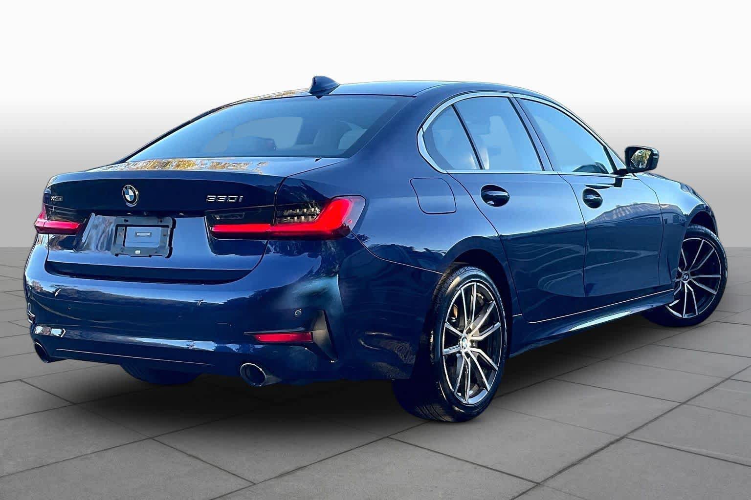 Used 2019 BMW 330i xDrive Sedan w/ Convenience Package AWD/4WD image 12