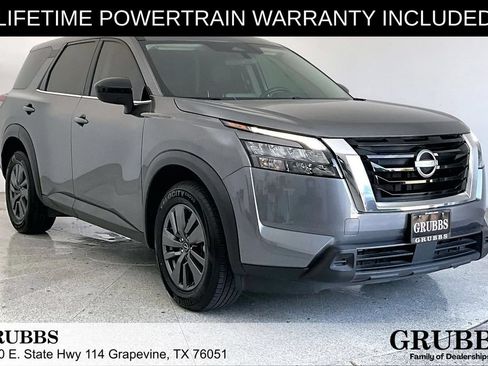 Used 2024 Nissan Pathfinder S AWD/4WD image 1
