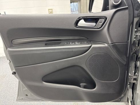 Used 2024 Dodge Durango SXT image 25