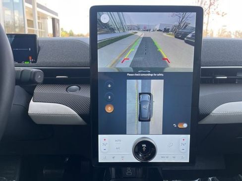 Used 2025 Ford Mustang Mach-E Premium image 33