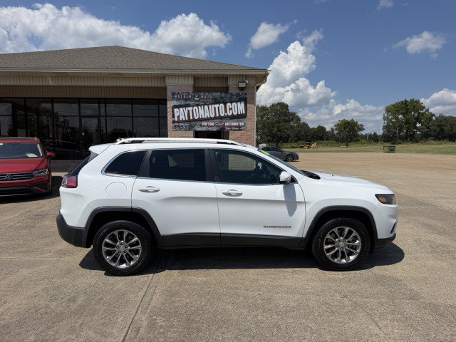 Used 2019 Jeep Cherokee Latitude Plus w/ Comfort/Convenience Group AWD/4WD image 1