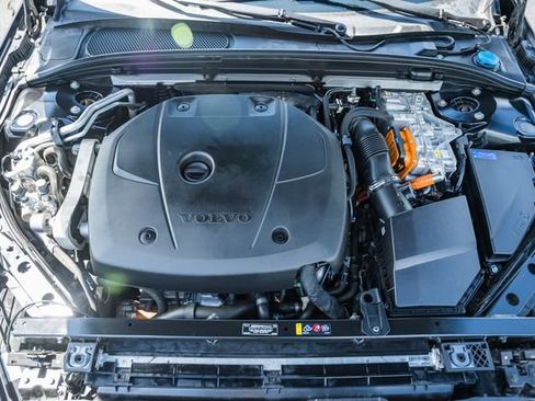 Certified 2024 Volvo S60 T8 Plus w/ Climate Package AWD/4WD image 20