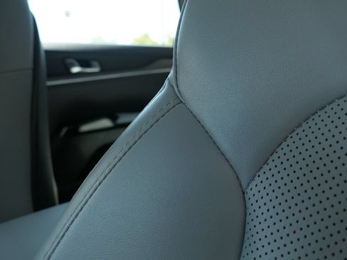 Used 2023 Kia K5 EX FWD image 11