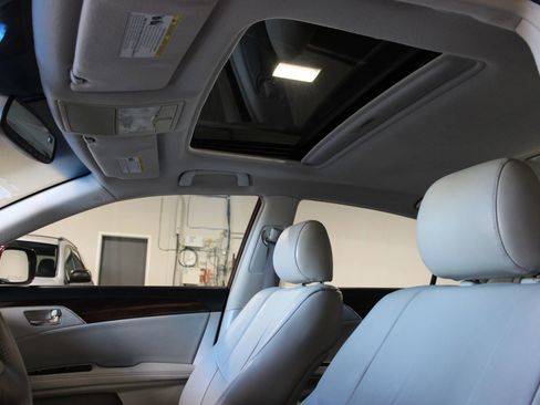 Used 2008 Toyota Avalon XLS FWD image 24