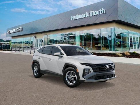 New 2026 Hyundai Tucson SE image 2