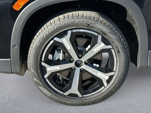 New 2026 Volkswagen Tiguan SE image 18